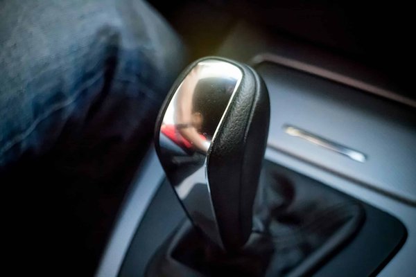 What is the best way to replace the transmission fluid in a BMW K1600 Bagger?